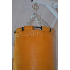 Подвесной боксерский мешок и груша Рокки 120х40 см. 50 кг кожа рыжий в СПб по цене 27440 ₽